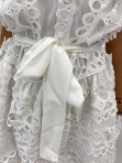 Sukienka koronkowa z paskiem bez rękawów biała Michasia 09 - photo #4