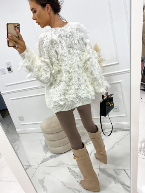 Sweter z ozdobnymi frędzlami Nari biały 06 - photo #4