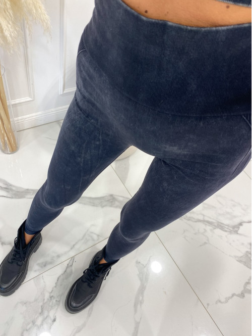 Komplet top+legginsy dekatyzowany czarny Anisa 17 - photo #15