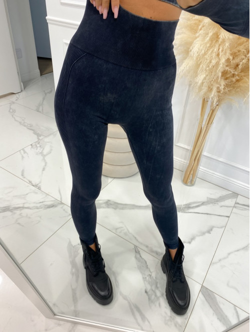 Komplet top+legginsy dekatyzowany czarny Anisa 17 - photo #16