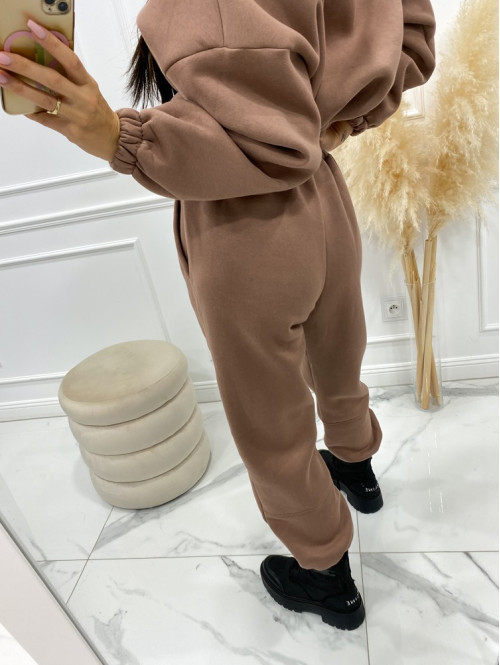 Mleczna czekolada komplet dresowy bluza + spodnie z naszywką korony Werisa 130 - photo #59