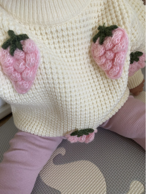 Sweterek dziecięcy w poziomki kremowy Laura - photo #4