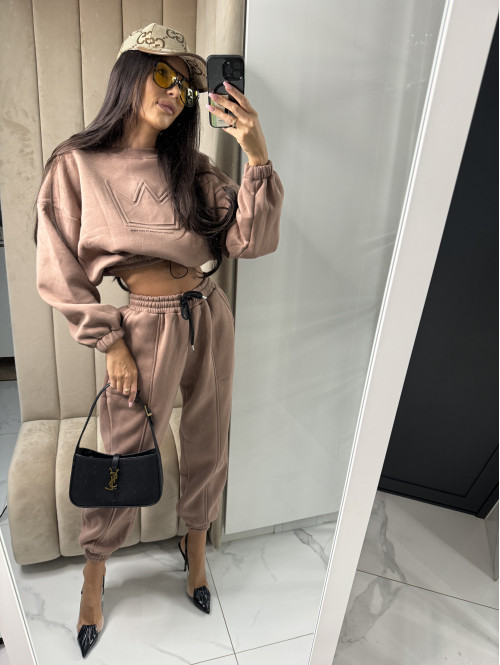 Mleczna czekolada komplet dresowy bluza + spodnie z naszywką korony Werisa 130 - photo #40