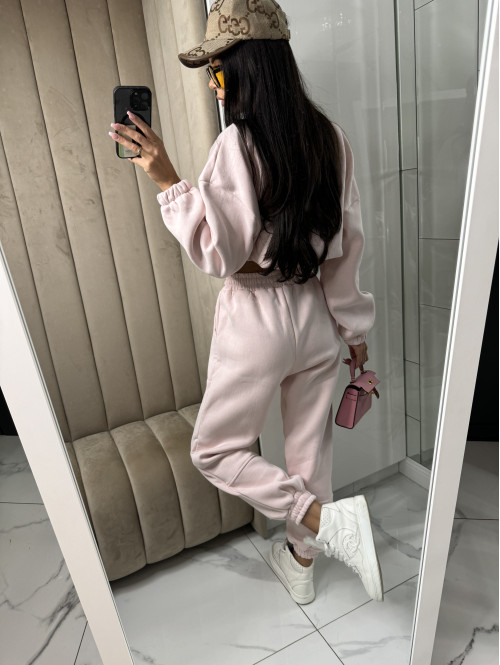 Jasny pudrowy róż komplet dresowy bluza + spodnie z naszywką korony Werisa 130 - photo #37