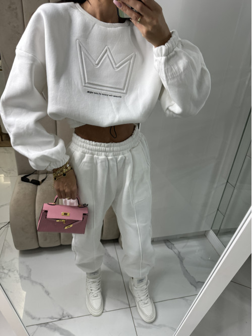 Kremowy komplet dresowy bluza + spodnie z naszywką korony Werisa 130 - photo #21