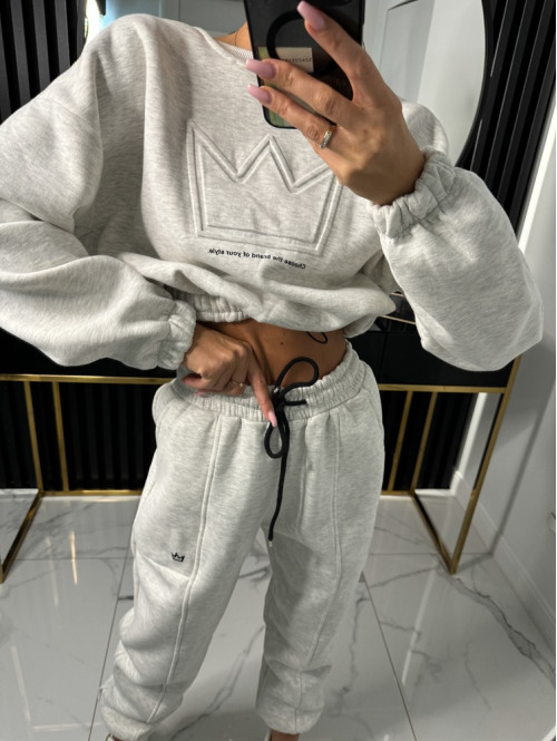 Szary melanż komplet dresowy bluza + spodnie z naszywką korony Werisa 130 - photo #31