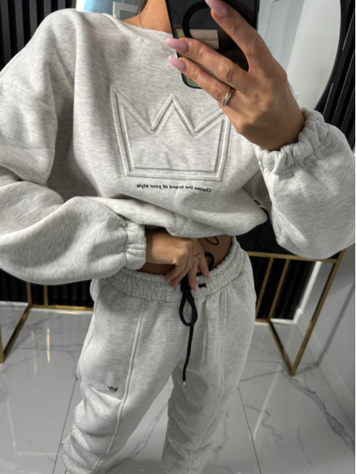 Szary melanż komplet dresowy bluza + spodnie z naszywką korony Werisa 130 - photo #34