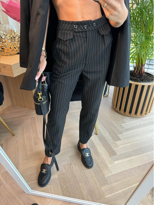 Spodnie eleganckie z imitacją kieszonek Admirable czarne w paski 29 - photo #5