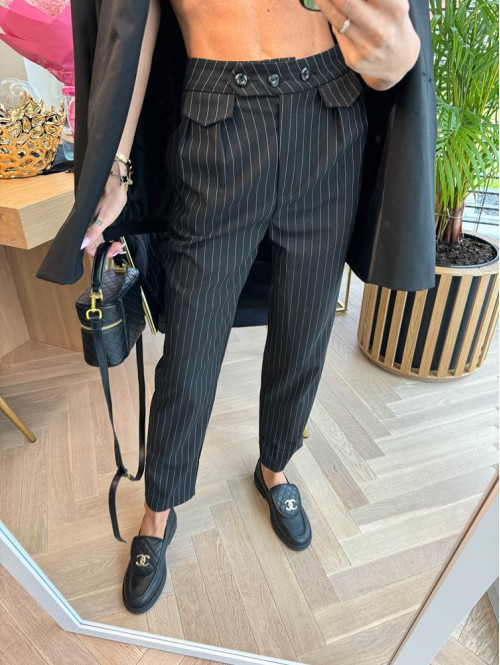 Spodnie eleganckie z imitacją kieszonek Admirable czarne w paski 29 - photo #7