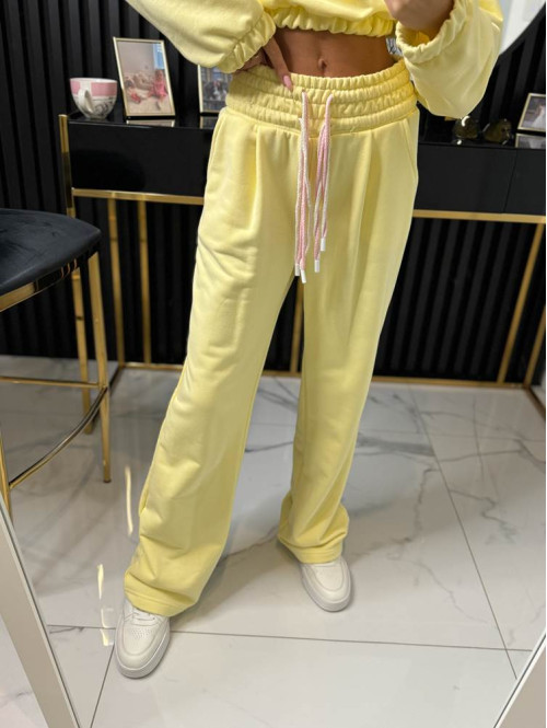 Spodnie dresowe z szeroką nogawką Trippin żółte 171 - photo #6