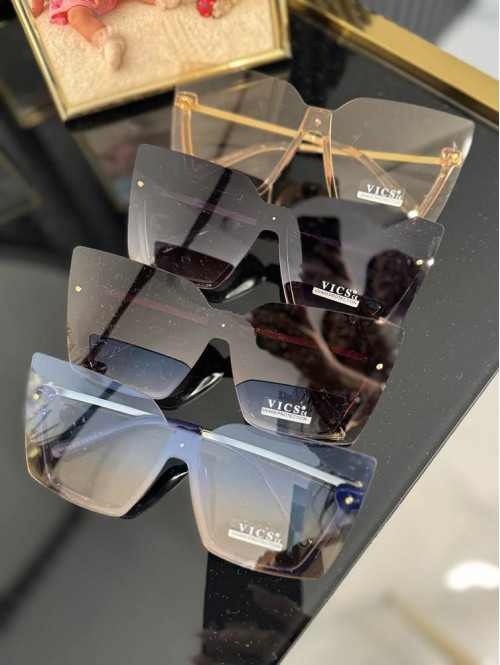 Okulary przeciwsłoneczne z czarnymi szkiełkami Chepo 18 - photo #4
