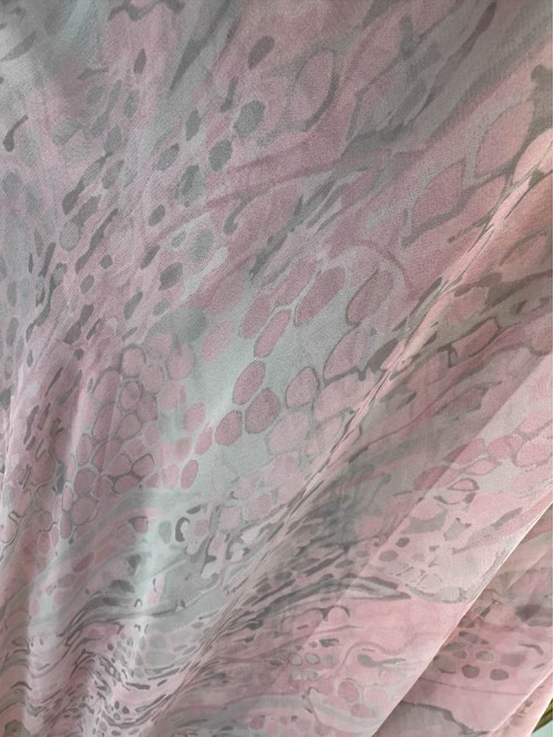 Sukienka midi w wzorem panterki różowo-beżowa Carmen 54 - photo #4