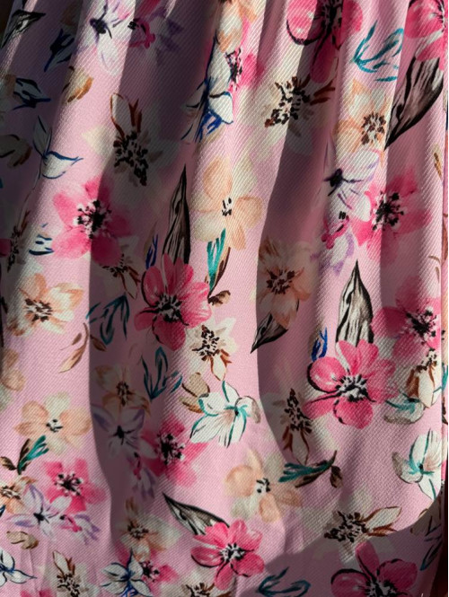 Sukienka midi na krótki rękaw w różowo-beżowe kwiaty Megan pudrowa 172 - photo #10
