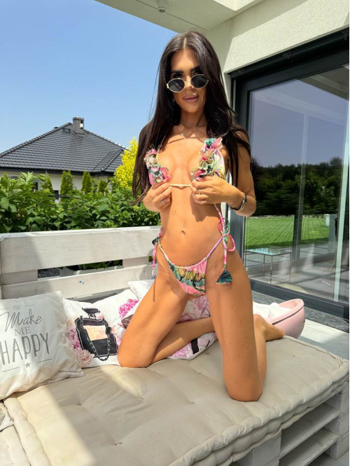 Bikini wiązane z różami 3D DOMINICANA zielone liście 145 - photo #0