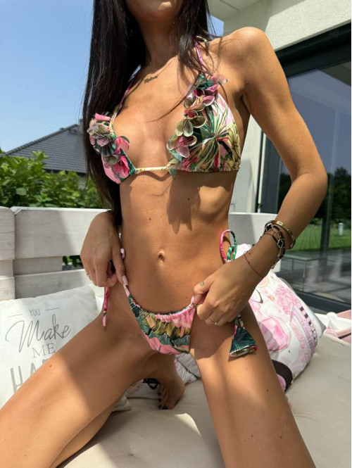 Bikini wiązane z różami 3D DOMINICANA zielone liście 145 - photo #5