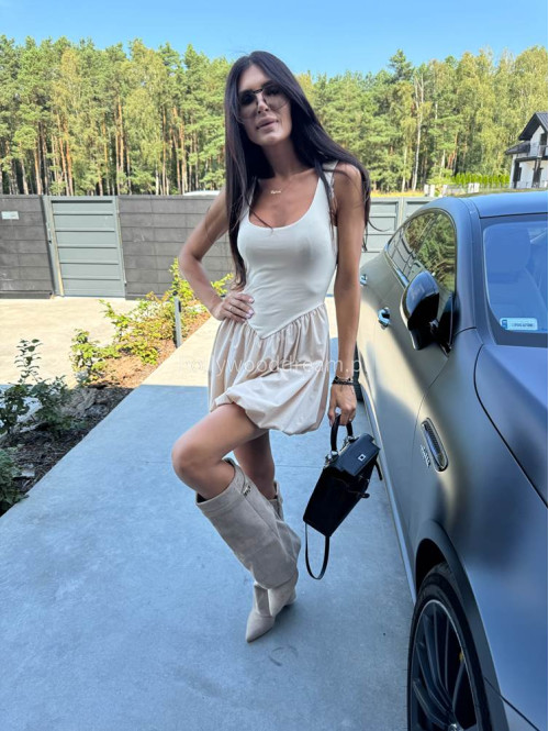 Kozaki zamszowe na słupku z wywniętą cholewką beżowe RELLA - photo #19