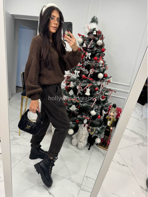 Czekoladowy sweter oversize KSAWERY 06 Czekoladowy sweter oversize KSAWERY 06 - photo #11