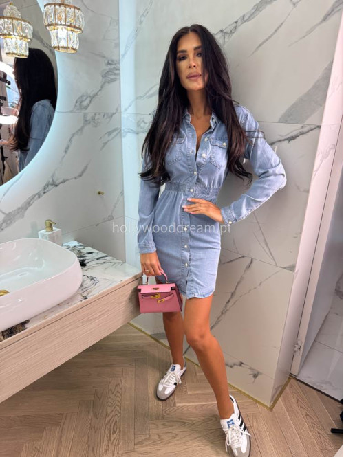 Sukienka mini jeansowa zapinana na perłowe guziki OKTAVIA jasny jeans 26 - photo #2