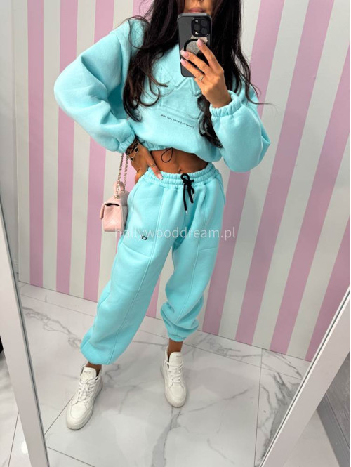 Błękitny komplet dresowy bluza + spodnie z naszywką korony Werisa 130 - photo #26