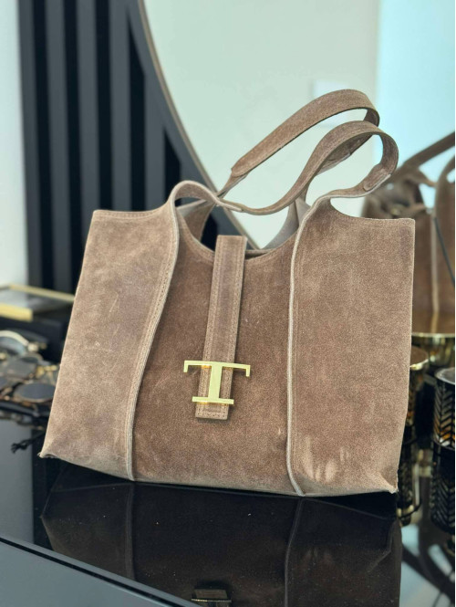 Torebka zamszowa shopper mała z literą ,,T'' GINA jasny brąz - photo #1