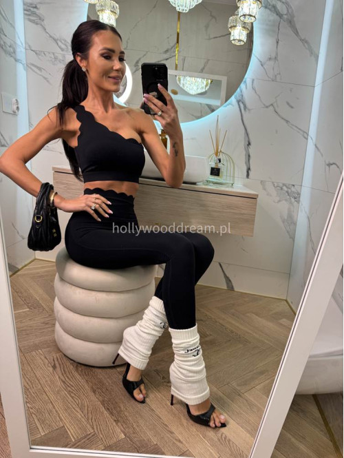Komplet top na jedno ramię + legginsy wykończony falbaną Jodi czarny 89 - photo #3