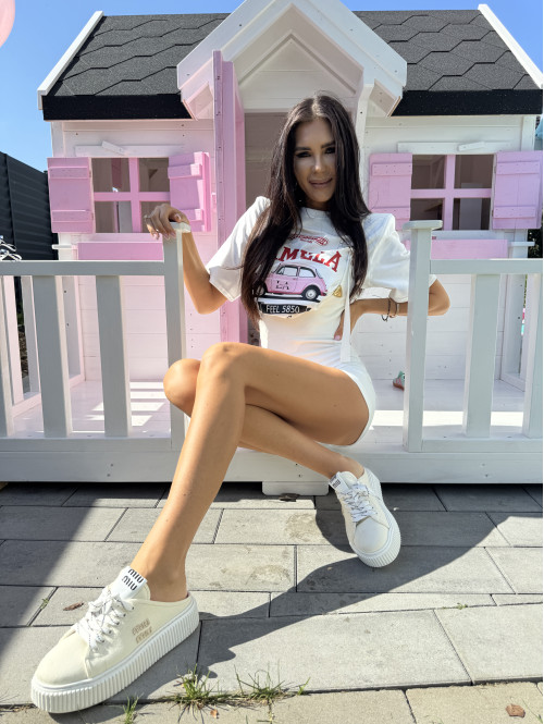 T-shirt oversize z nadrukiem auta LILI biały 25 - photo #9