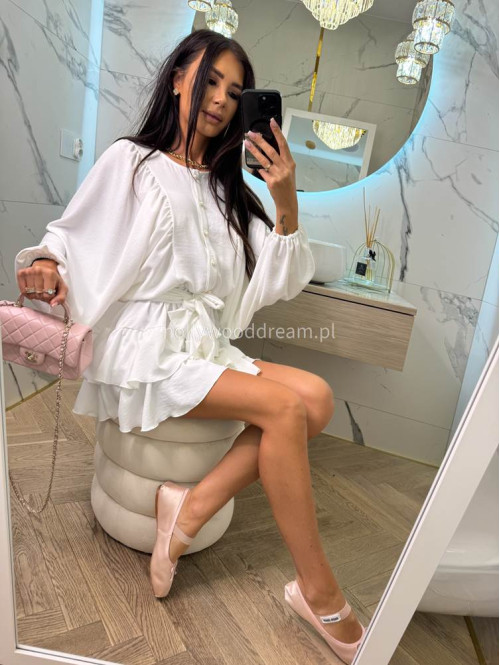 Sukienka wiskozowa z perłowymi guzikami, falbanami i paskiem LUCIANA biała 169 - photo #16