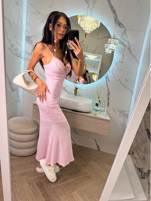 Sukienka maxi boho na ramiączkach z złotą ozdobą MARITA różowa 09 - photo #13