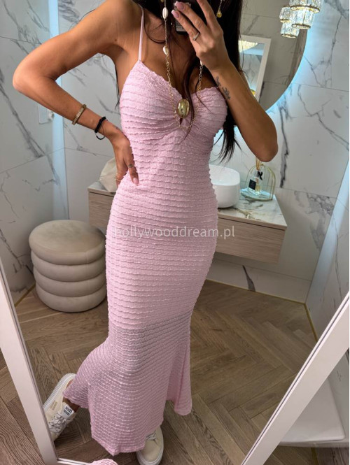 Sukienka maxi boho na ramiączkach z złotą ozdobą MARITA różowa 09 - photo #16