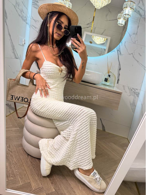 Sukienka maxi boho na ramiączkach z złotą ozdobą MARITA kremowa 09 - photo #10