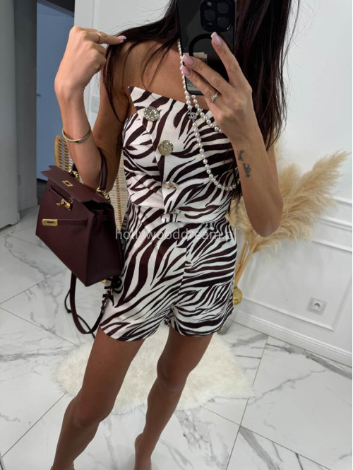 Kombinezon krótki z zakładką na dekolcie i ozdobnymi guzikami w zebre LIDIA czekoladowo-biały 26 - photo #10