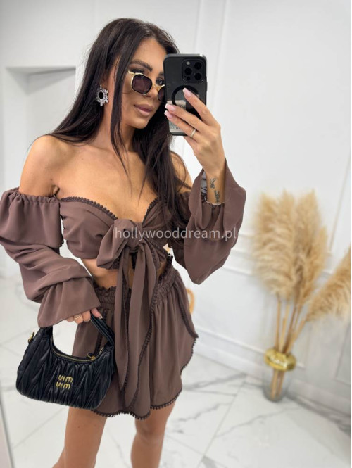 Komplet letni z dodatkiem koronki top wiązany + spodenki z wiskozą CLAUDIE czekoladowy 169 - photo #7
