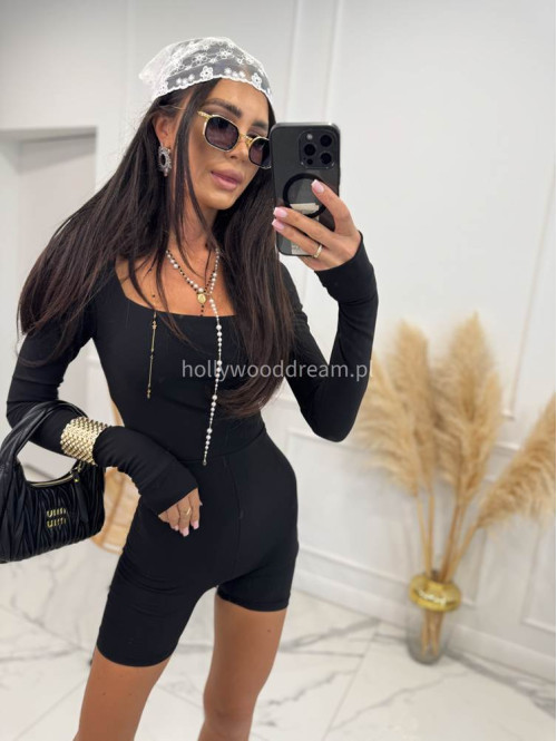 Kombinezon prążkowany krótki na długi rękaw z dekoltem karo VANESSA czarny 48 - photo #10