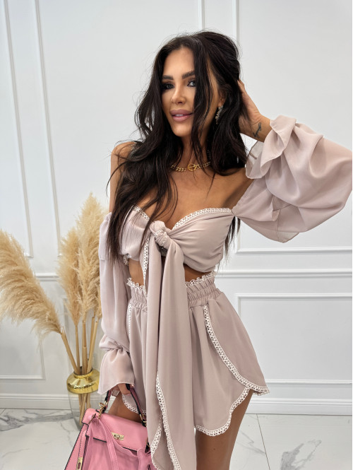 Komplet letni z dodatkiem koronki top wiązany + spodenki z wiskozą CLAUDIE nude 169
