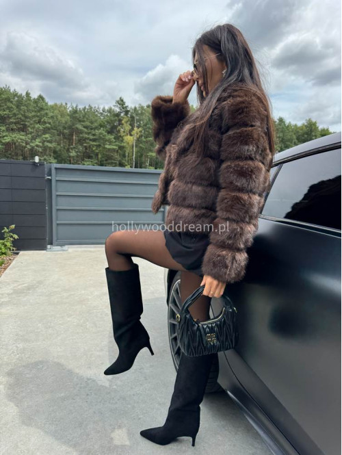 PRE ORDER Futro krótkie z kołnierzem czekoladowe WIOLA - photo #18