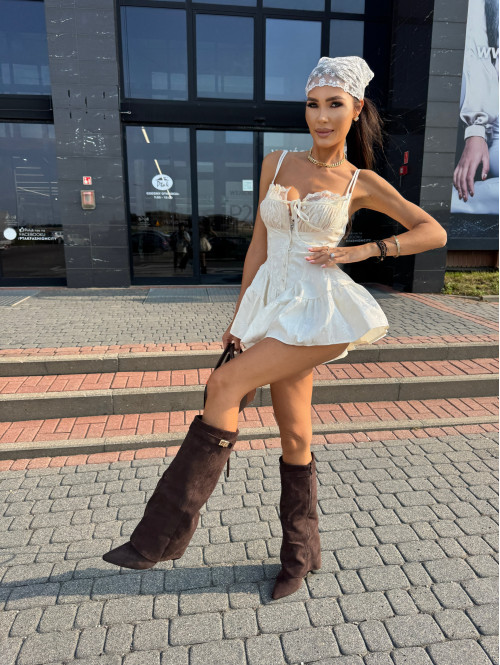 Kozaki zamszowe na słupku z wywniętą cholewką brązowe RELLA - photo #37