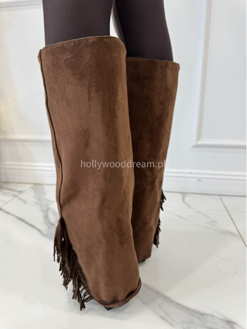 Buty kowbojki wysokie zamszowe z frędzlami brązowe HANK - photo #3