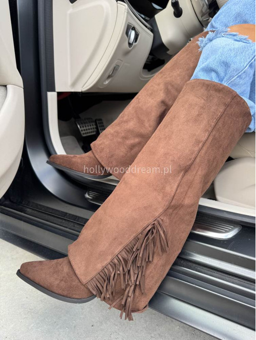 Buty kowbojki wysokie zamszowe z frędzlami brązowe HANK - photo #27