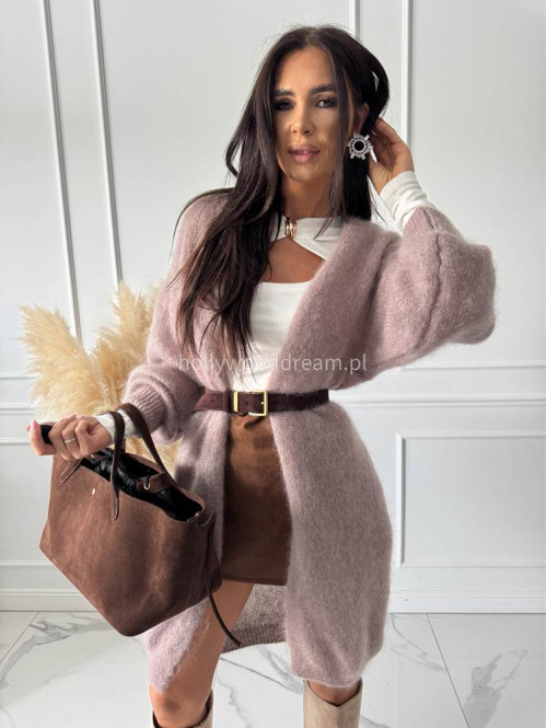 Bluzka z wycięciem w łódkę na dekolcie i ozdobą biała ANGELIKA 30 - photo #21