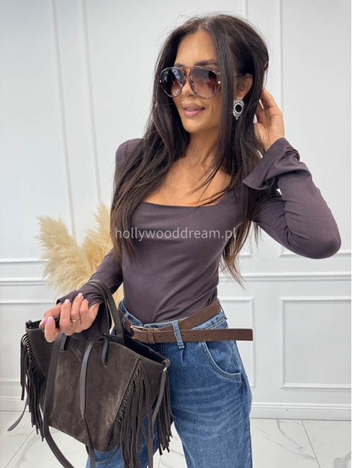 Bluzka na długi rękaw z dekoltem karo 100% wiskoza czekoladowa EMMA 131 - photo #12