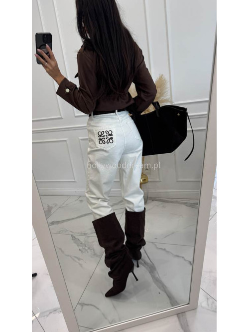 Spodnie jeans z naszywką na tylnej kieszeni białe DENIM 192 - photo #35