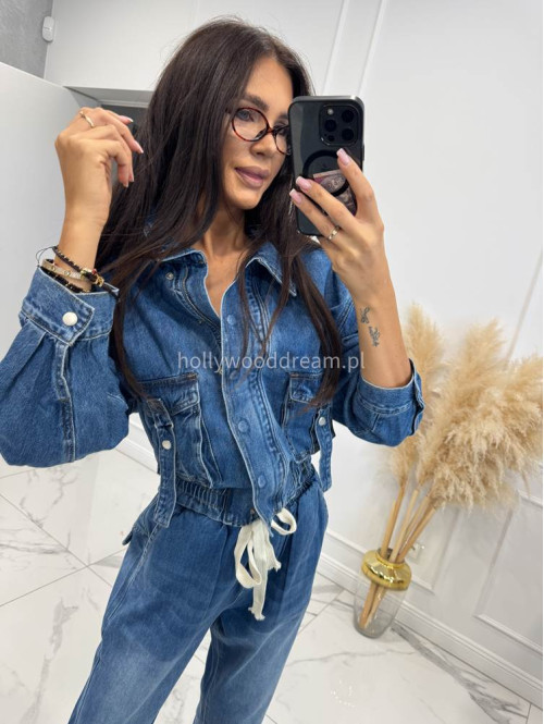 Kurtka jeans zapinana na napy i zamek niebieska Justyna 52