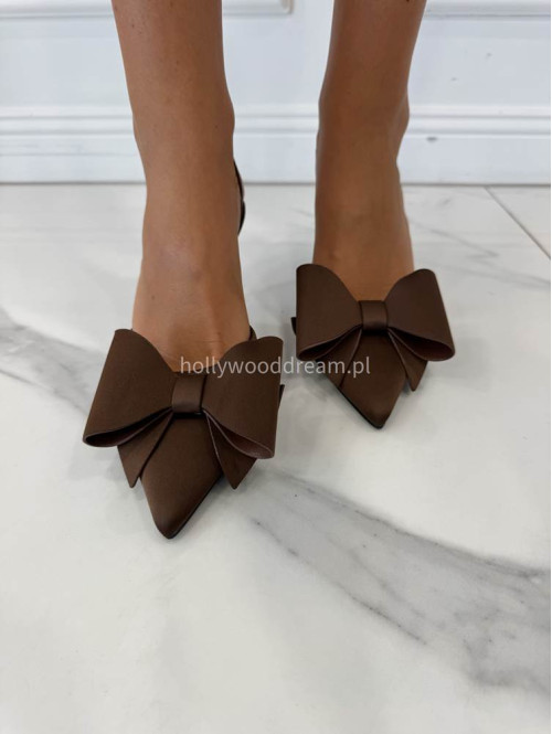 Buty na szpilce z kokardą czekoladowe FLORESSA