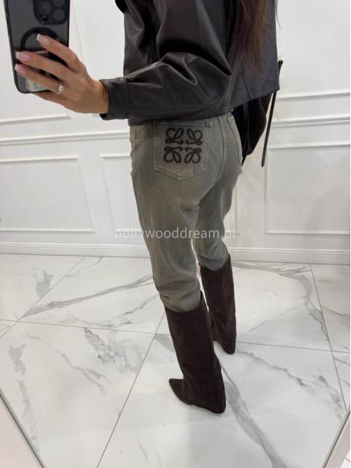 Szare spodnie jeansowe z naszywką na tylnej kieszeni DENIM 192 - photo #11