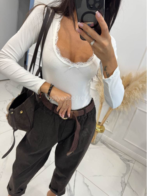Białe body z prążkowanego materiału z koronką NEL 02 - photo #4