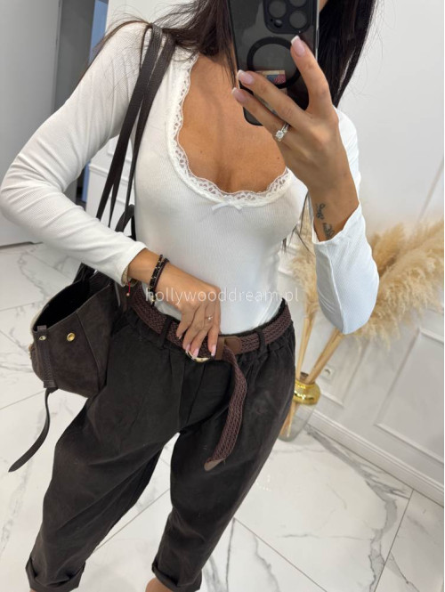 Białe body z prążkowanego materiału z koronką NEL 02 - photo #5