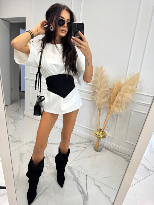 Kremowy t-shirt boxy Porscha 25