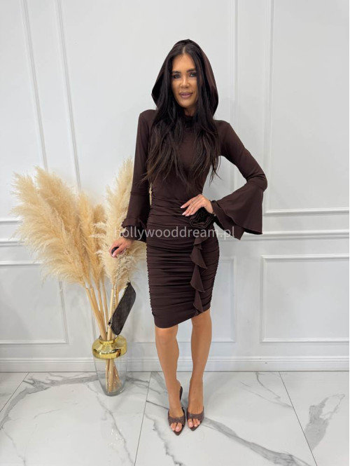 Czekoladowa sukienka midi z kapturem i różą Diva 185 - photo #5