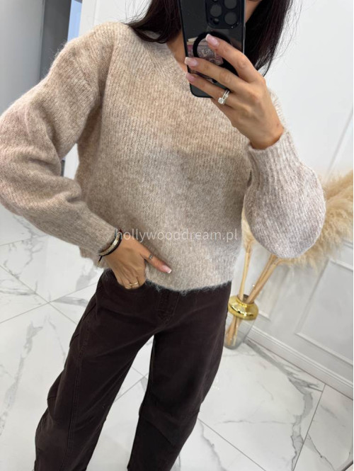 Beżowy sweter z kokardą na plecach Lamer 94 - photo #4