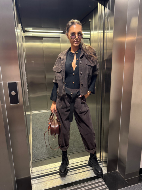 Kurtka sztruksowa bawełniana na guziki gorzka czekolada MARLENA 52 - photo #30